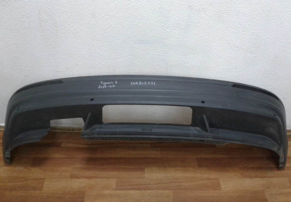 Спойлер заднего бампера Volkswagen Tiguan 2 oem 5NA807521