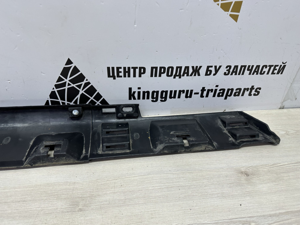 Порог правый бу Renault Sandero Stepway 2 OEM 764266165R Порог правый бу Renault Sandero Stepway 2 OEM 764266165R