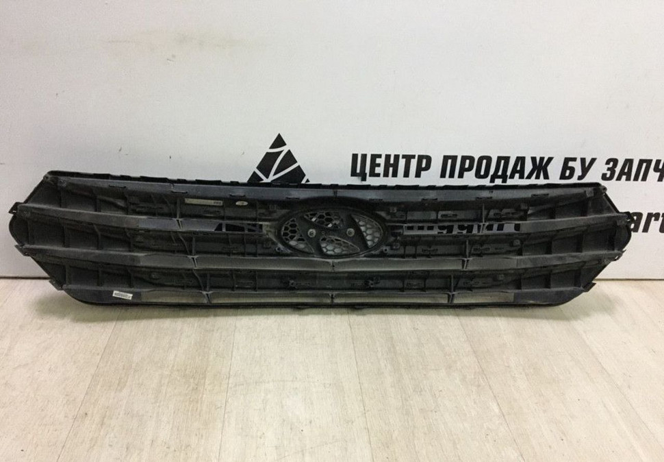 Решетка радиатора Hyundai Creta oem 86350M0000