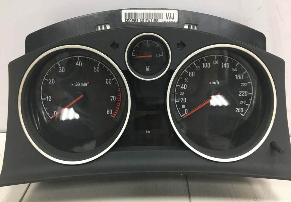 Щиток приборов Opel Astra H GTC 1,6 OEM 13308967 Щиток приборов Opel Astra H GTC 1,6 OEM 13308967