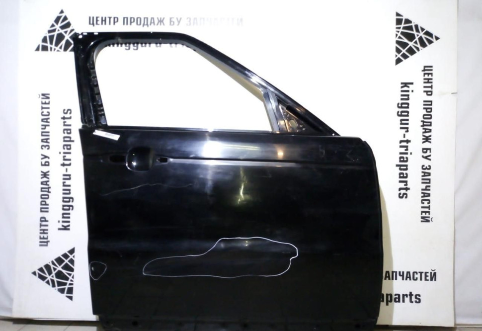 Дверь передняя правая Range Rover Sport oem LR044226 (Скл-3)
