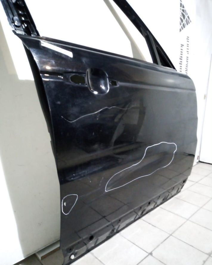Дверь передняя правая Range Rover Sport oem LR044226 (Скл-3) Дверь передняя правая Range Rover Sport oem LR044226 (Скл-3)