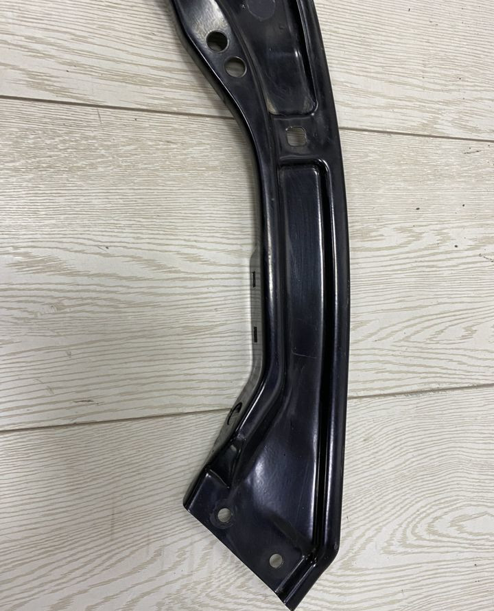 Кронштейн передней панели левый Skoda Rapid 2 OEM 60U805931 Кронштейн передней панели левый Skoda Rapid 2 OEM 60U805931