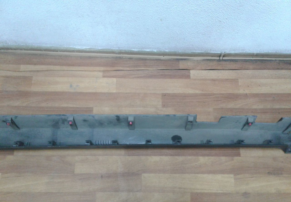 Накладка порога правая Hyundai Creta oem 87754m0000 (скл-3)