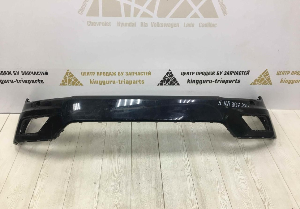 Бампер передний Volkswagen Tiguan 2 дорестайлинг 2016 OEM 5NR807221