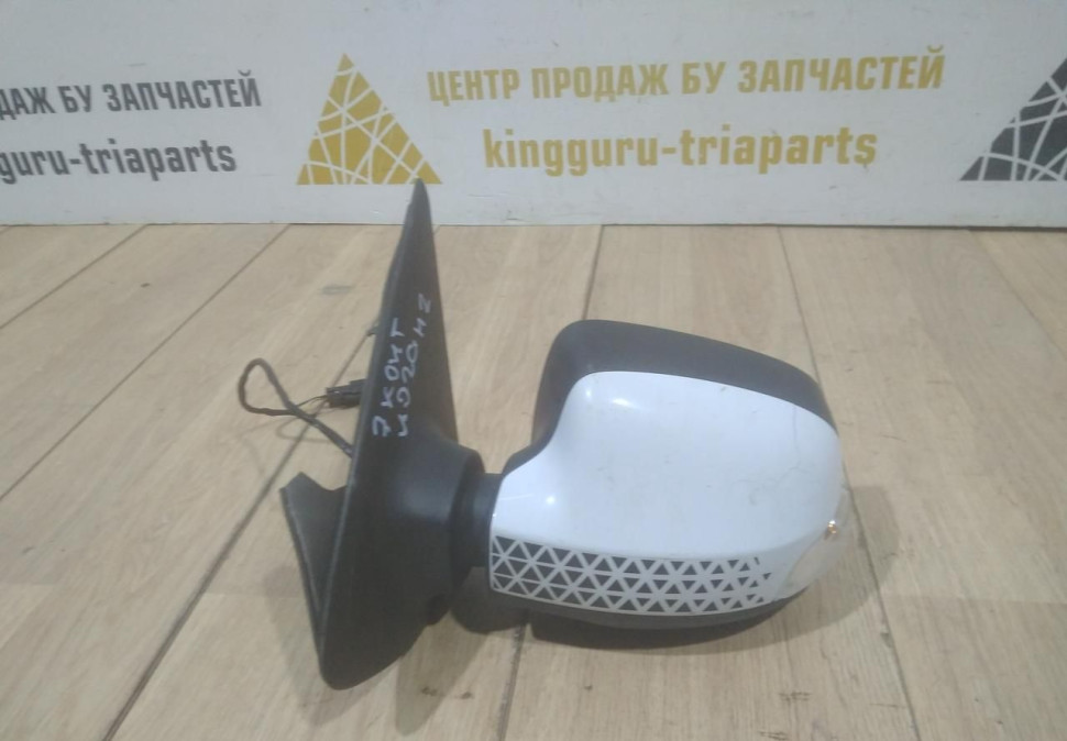 Зеркало левое 7 пин бу Renault Logan 2 OEM 963020829R Зеркало левое 7 пин бу Renault Logan 2 OEM 963020829R