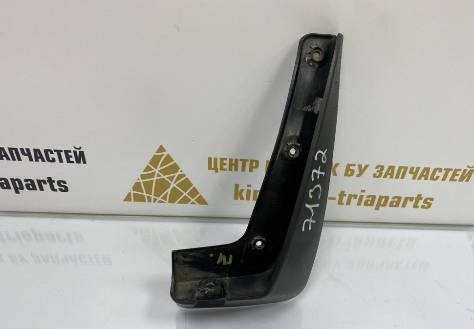 Брызговик задний правый Kia Sportage 4 рест 2018> oem 86842F1500