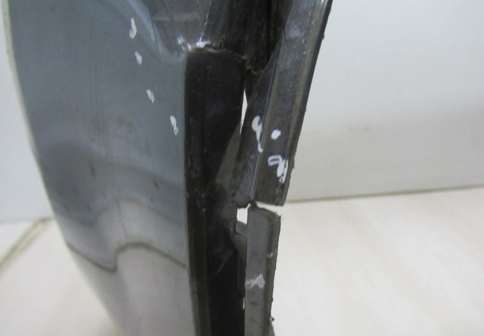 Бампер задний Volkswagen Jetta 6 рест oem 5CU807421C (небольшие трещины) (скл-3)