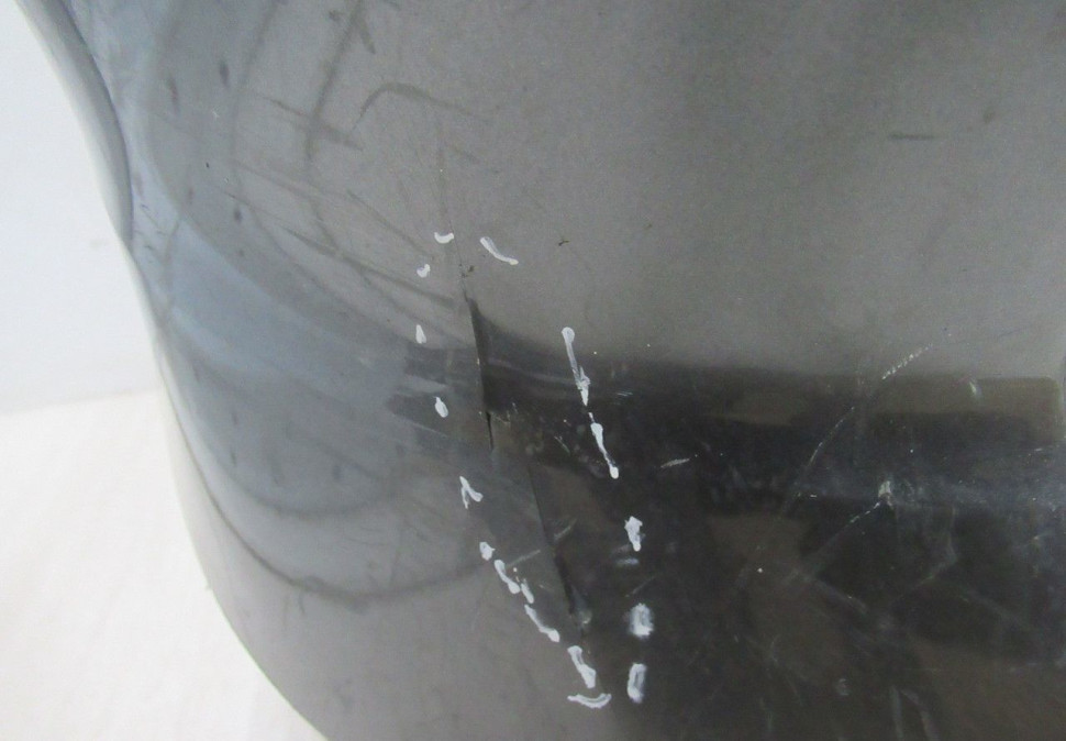 Бампер задний Volkswagen Jetta 6 рест oem 5CU807421C (небольшие трещины) (скл-3)