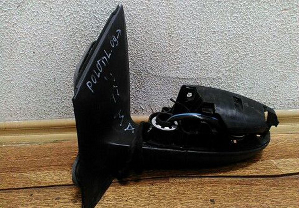 Корпус зеркала левый Volkswagen Polo (09>)