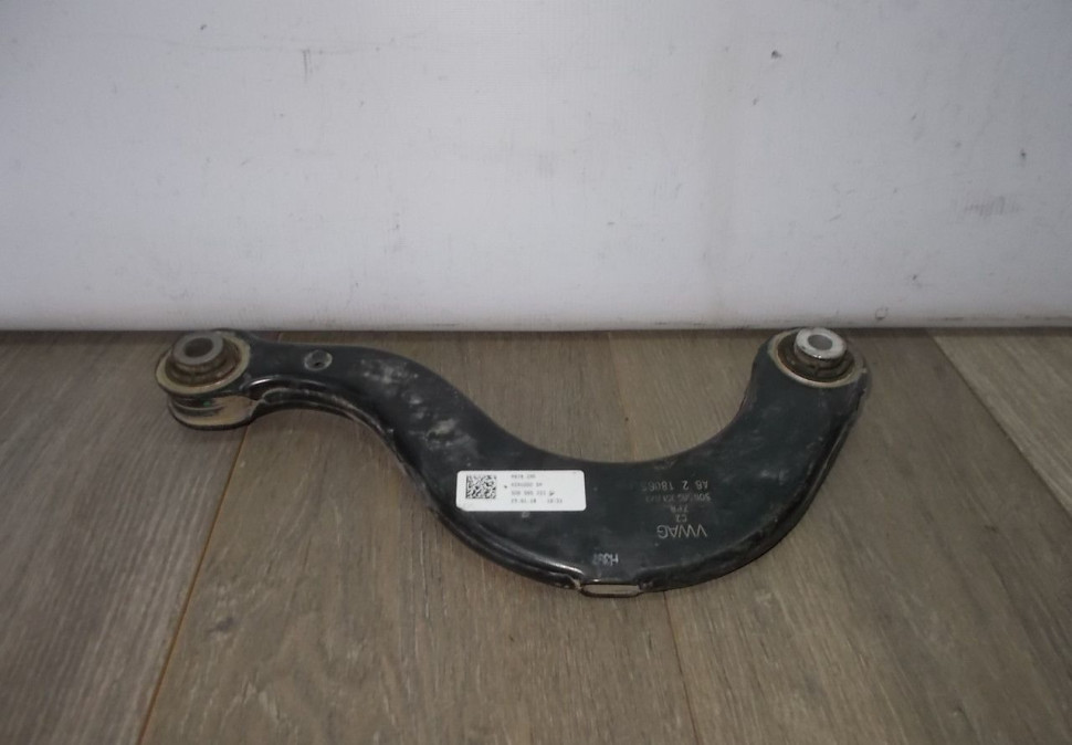 Рычаг задний верхний бу Skoda Yeti OEM 5Q0505351B