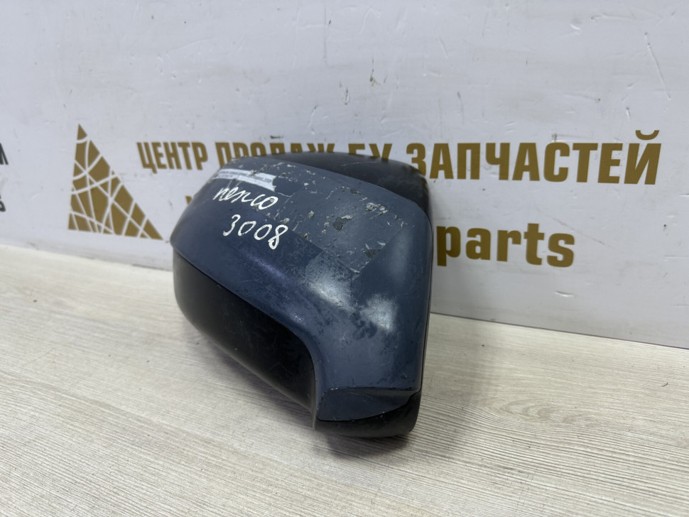 Крышка зеркала правая бу Peugeot 3008