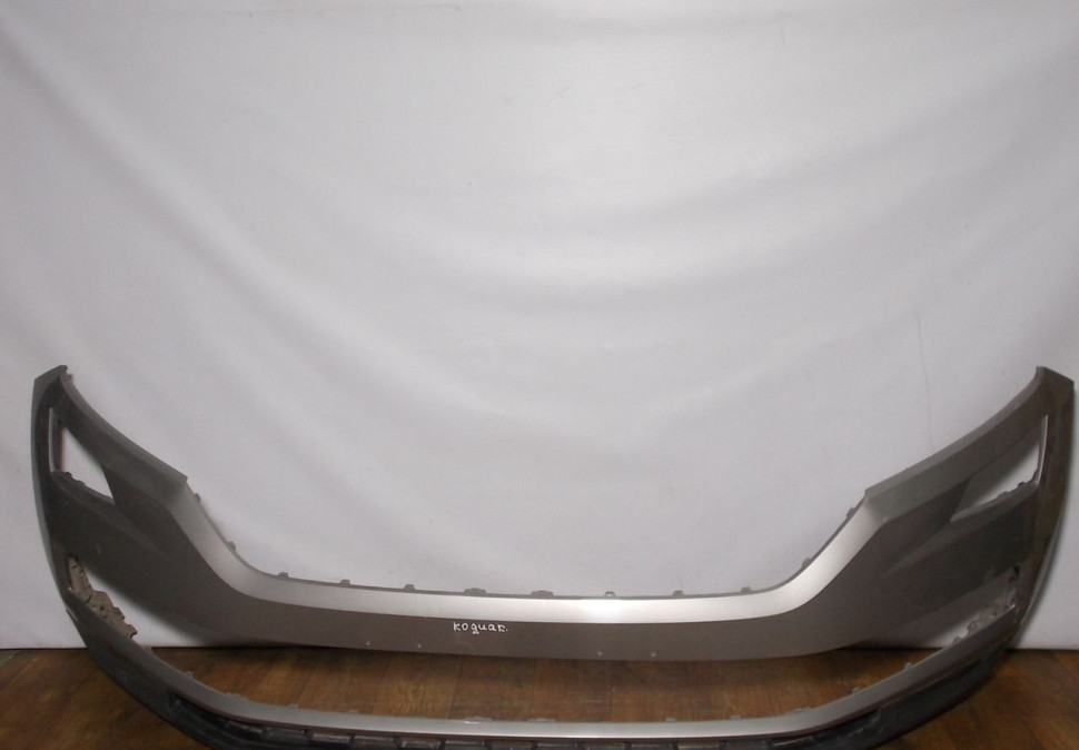 Бампер передний бу Skoda Kodiaq OEM 565807221 (скл-5) Бампер передний бу Skoda Kodiaq OEM 565807221 (скл-5)