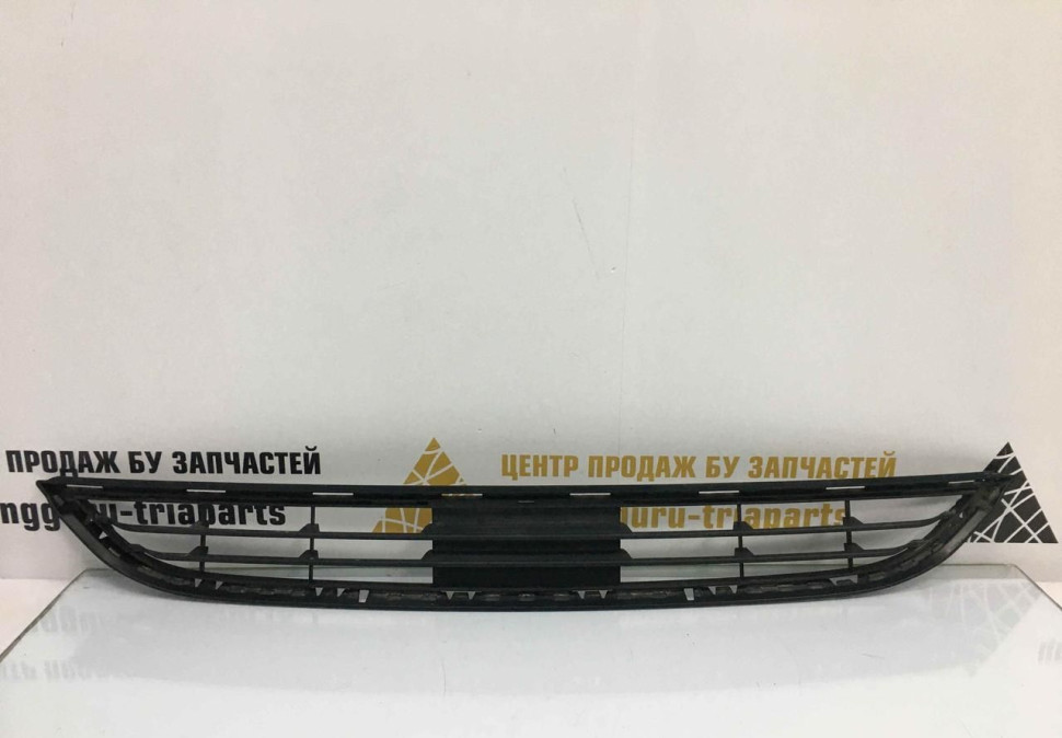 Решетка переднего бампера BMW X4 F26 OEM 51118075175