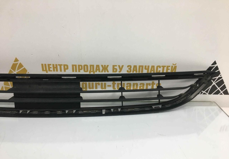 Решетка переднего бампера BMW X4 F26 OEM 51118075175 Решетка переднего бампера BMW X4 F26 OEM 51118075175