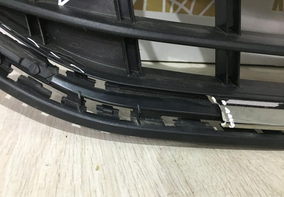 Решетка радиатора Volkswagen Polo 6 2020 oem 6N5853653