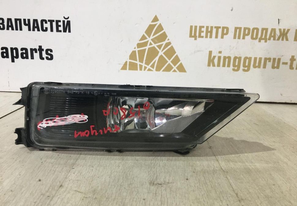 Противотуманная фара правая Volkswagen Tiguan 2 2017> oem 5NA941700B
