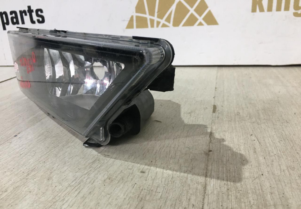 Противотуманная фара правая Volkswagen Tiguan 2 2017> oem 5NA941700B