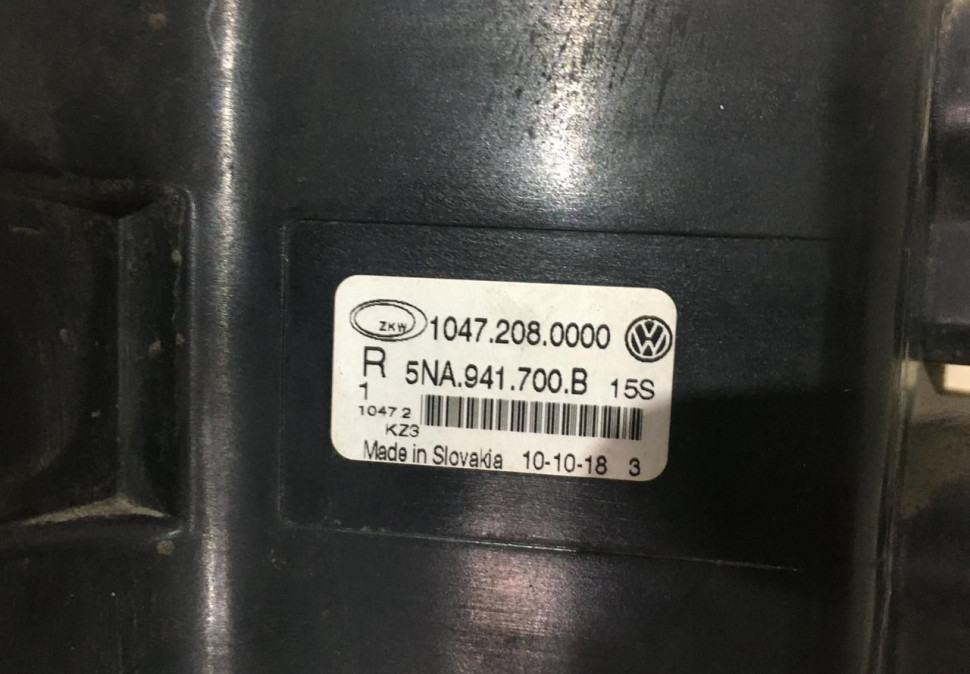 Противотуманная фара правая Volkswagen Tiguan 2 2017> oem 5NA941700B