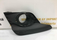 Решетка противотуманной фары левая Renault Logan 2 рестайлинг OEM 261A37637R
