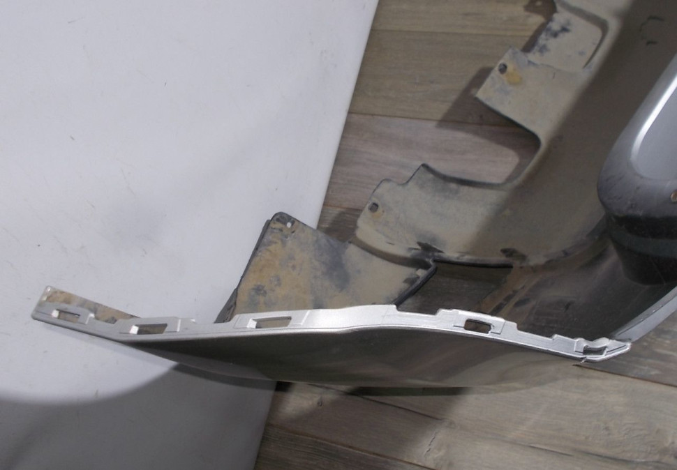 Бампер задний бу Renault Duster OEM 850225435R Бампер задний бу Renault Duster OEM 850225435R