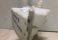 Бачок омывателя Volkswagen Tiguan 2 oem 5NA955449B (слом.все креп.)