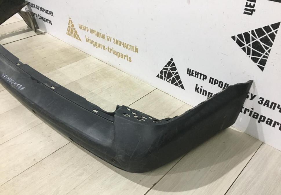 Бампер задний Volkswagen Transporter T5 рест 2009 OEM 7E0807417A Бампер задний Volkswagen Transporter T5 рест 2009 OEM 7E0807417A