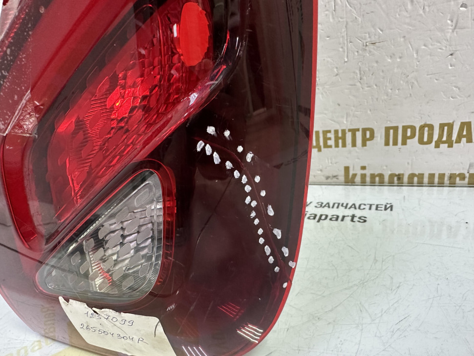 Фонарь правый Renault Duster рестайлинг OEM 265504304R