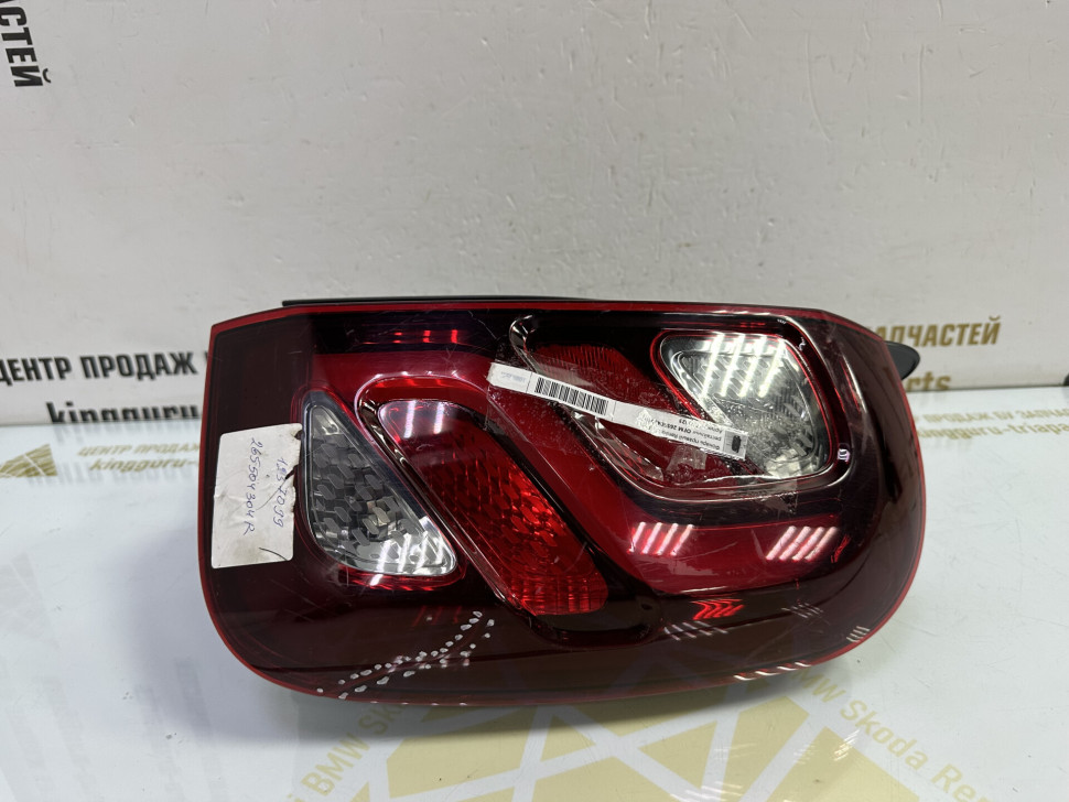 Фонарь правый Renault Duster рестайлинг OEM 265504304R