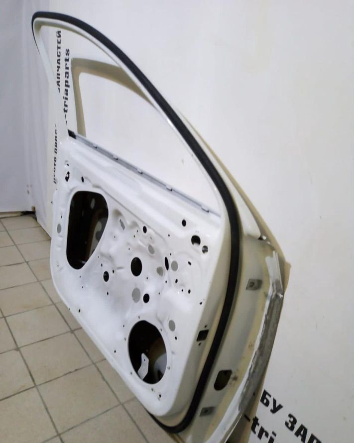 Дверь передняя левая Volkswagen Passat B8 2014> oem 3G0831055AE (скл-3) Дверь передняя левая Volkswagen Passat B8 2014> oem 3G0831055AE (скл-3)