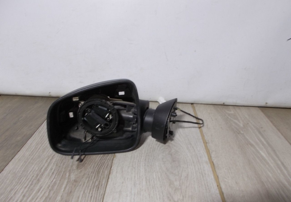 Корпус зеркала левый бу Renault Logan 1 OEM 963023520R