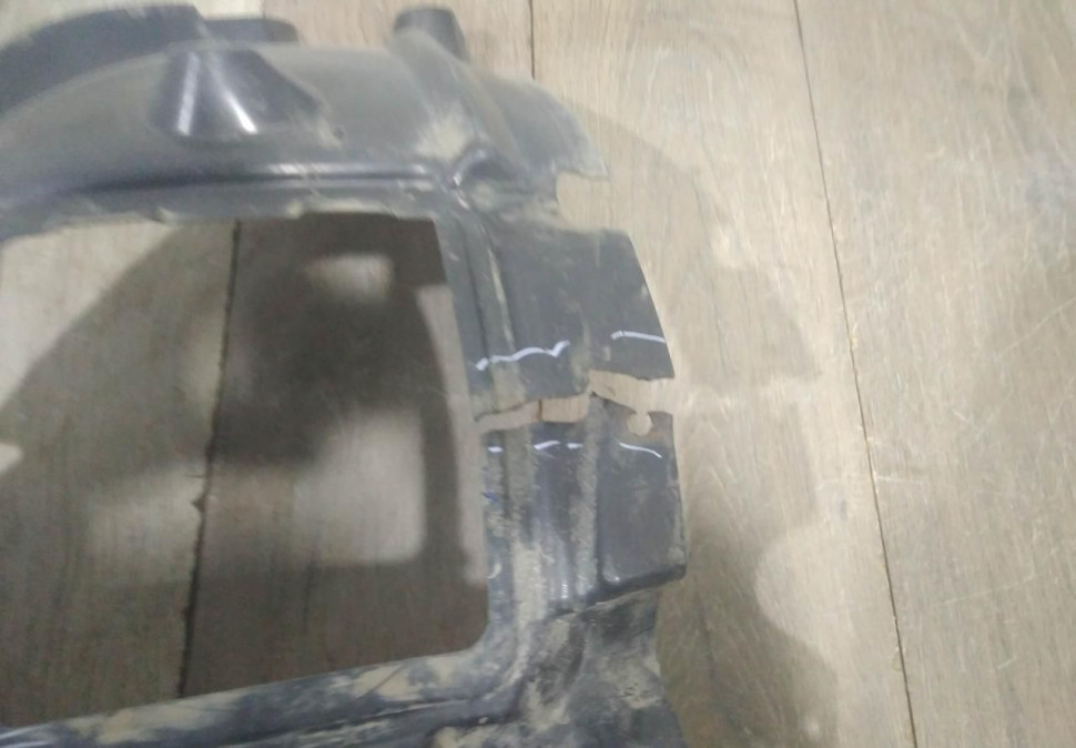 Подкрылок передний левый бу BMW 1 F20 OEM 51717260709 Подкрылок передний левый бу BMW 1 F20 OEM 51717260709