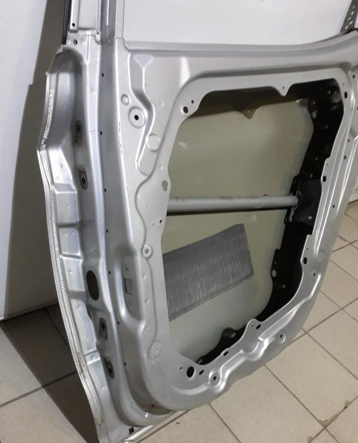 Дверь задняя правая Hyundai Elantra 5 MD 11-16 oem 770043X001 (скл-3)