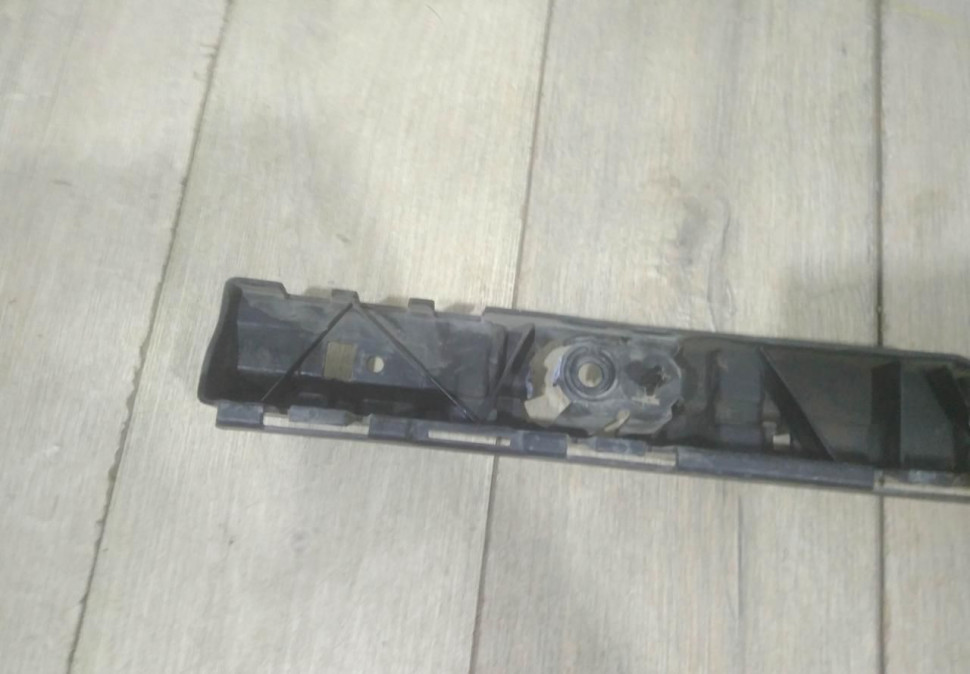 Кронштейн заднего бампера правый бу BMW X3 F25 до рестайлинг OEM 51127239884