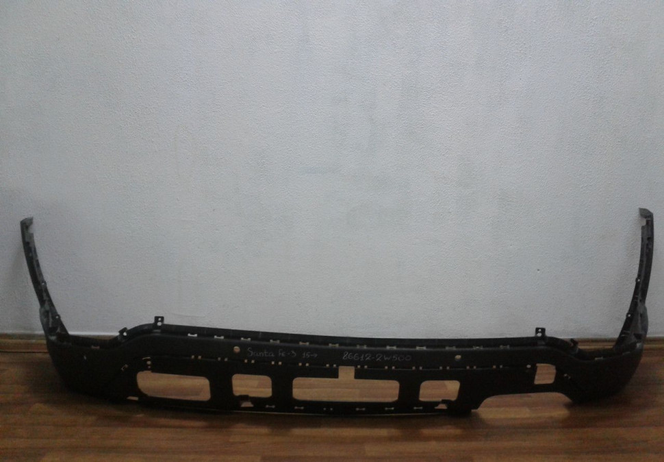 Спойлер заднего бампера Hyundai Santa Fe 3 (15>) oem 866122W500