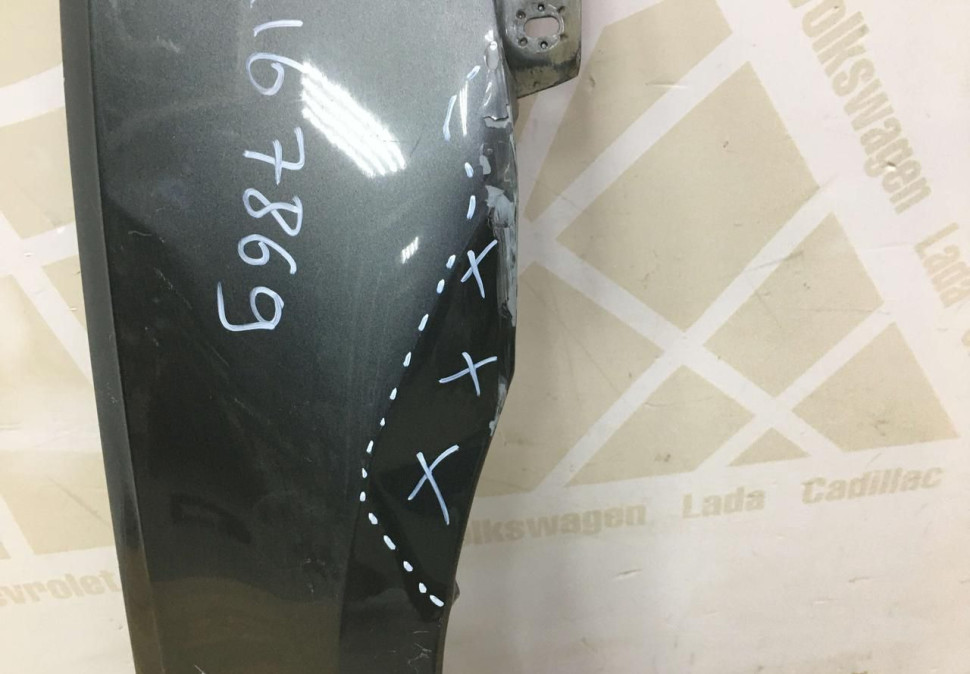 Крыло переднее правое Skoda Octavia A7 OEM 5E0821106A