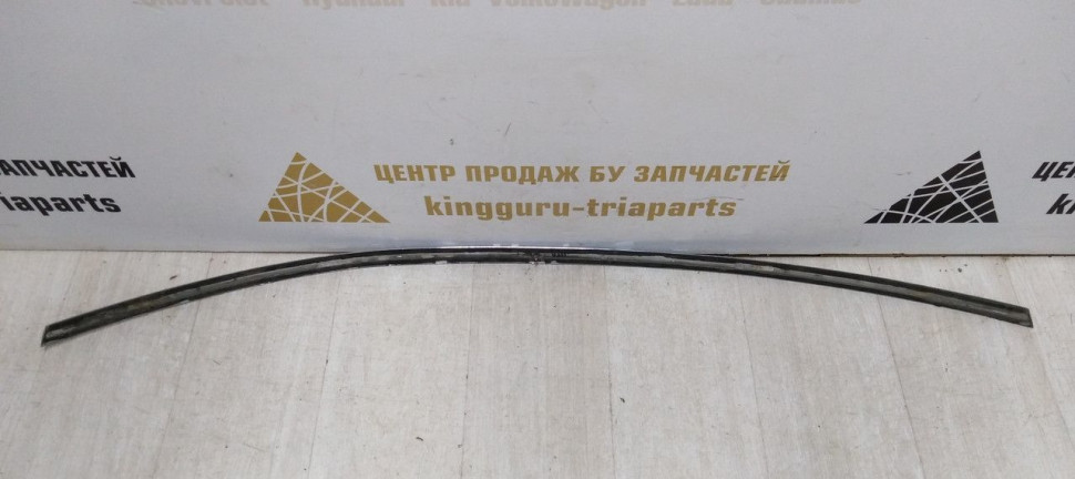 Молдинг крышки багажника Volkswagen Teramont 2017> oem 3CN853955B