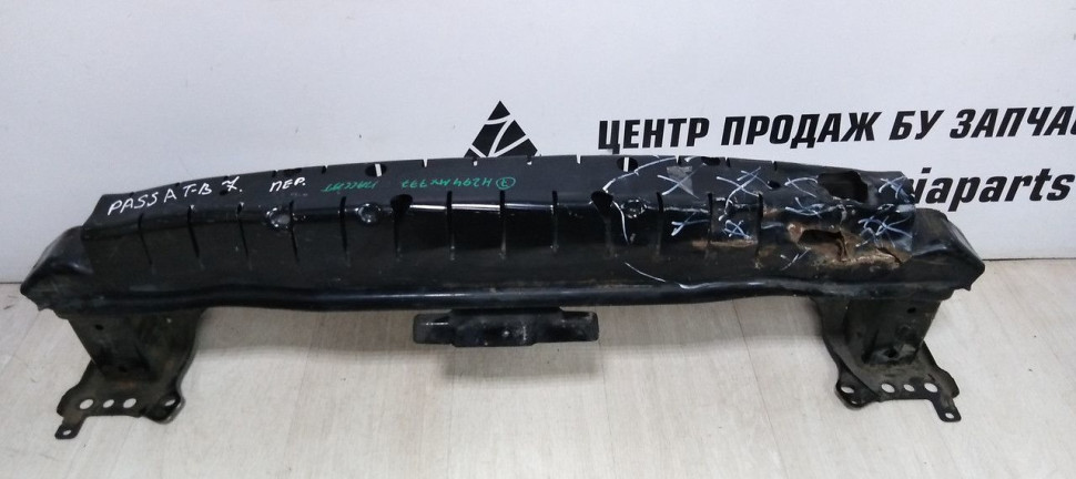 Усилитель переднего бампера Volkswagen Passat B7 oem 3aa807109b