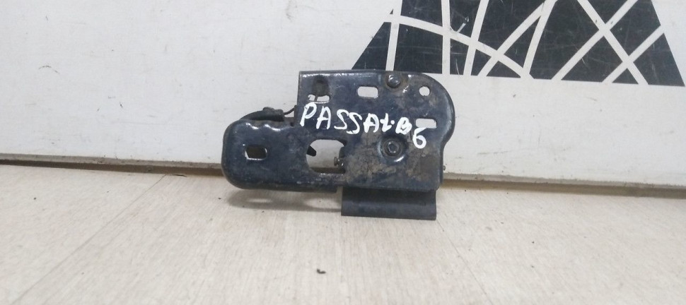 Замок капота Volkswagen Passat B6 oem 3C0823480