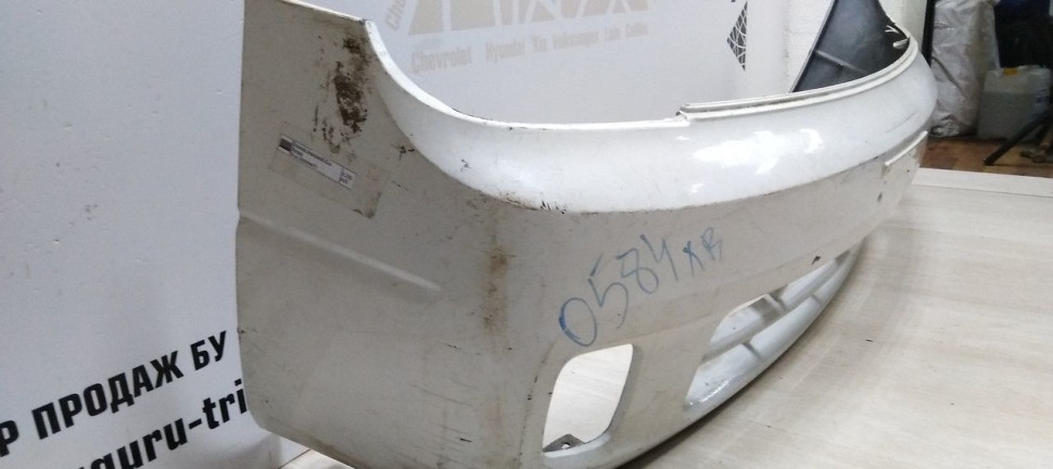 Бампер передний Kia Bongo