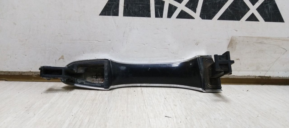 Ручка двери задняя левая Hyundai Creta 2016> oem 83651M0020 Ручка двери задняя левая Hyundai Creta 2016> oem 83651M0020