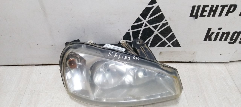 Фара правая Lada Kalina 1 04-13 oem 11180371101010 (Скл-3) Фара правая Lada Kalina 1 04-13 oem 11180371101010 (Скл-3)