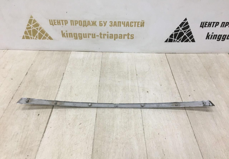 Молдинг крышки багажника Hyundai Solaris 1 х/б OEM 873131R200 Молдинг крышки багажника Hyundai Solaris 1 х/б OEM 873131R200