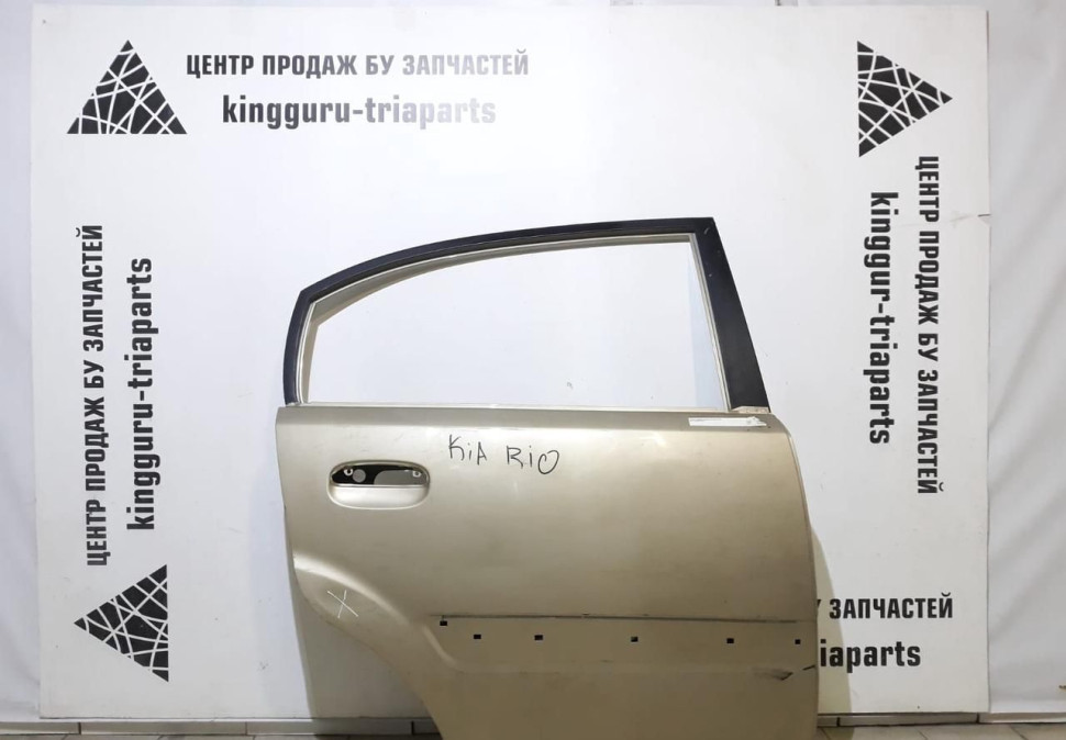 Дверь задняя правая Kia Rio 2 хэтчбэк 05-11 oem 770041G200 (скл-3)