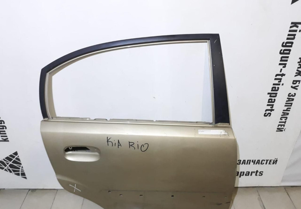 Дверь задняя правая Kia Rio 2 хэтчбэк 05-11 oem 770041G200 (скл-3)