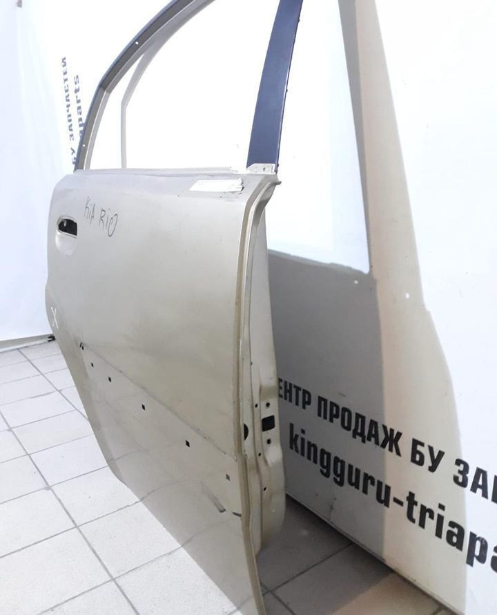 Дверь задняя правая Kia Rio 2 хэтчбэк 05-11 oem 770041G200 (скл-3)