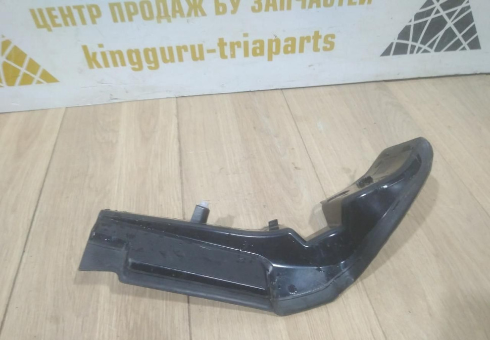 Накладка заднего левого фонаря бу BMW X7 G07 OEM 63217451767