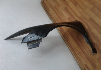 Крыло переднее левое Volkswagen Phaeton oem 3d0821021k (слом. часть)