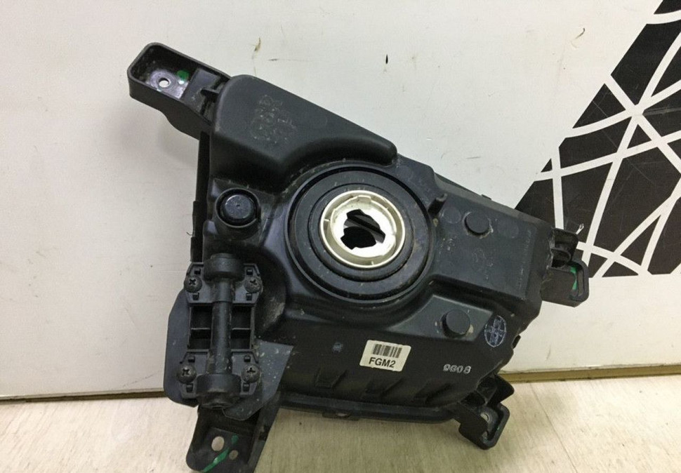 Противотмуманная фара правая Hyundai Creta oem 92202M0000