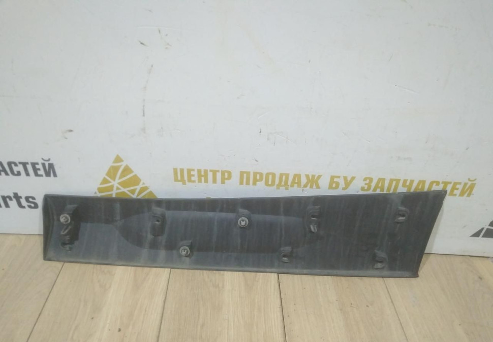 Накладка двери задняя правая бу BMW X2 F39 OEM 51137420516